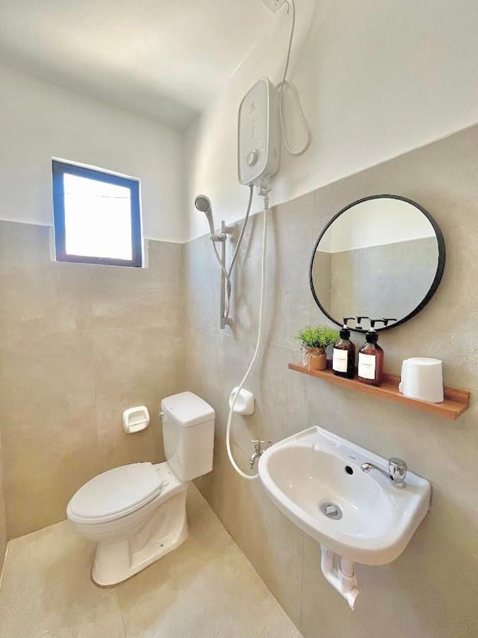 New Modern Home Near Airport, Beach And Fast Wi-Fi Sudtungan Zewnętrze zdjęcie